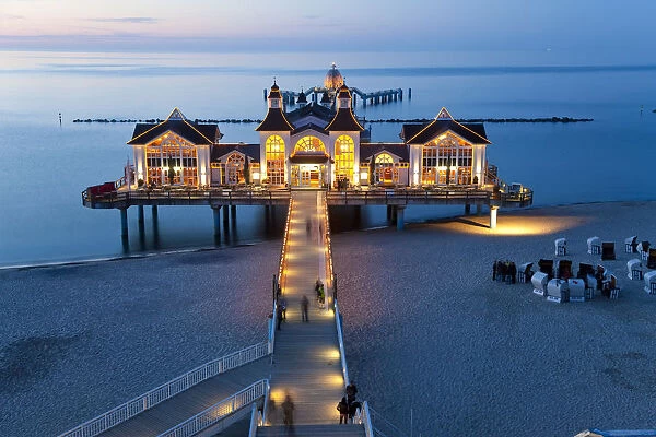 Pier at Sellin, Rugen Island, Baltic coast, Mecklenburg-Western Pomerania, Germany