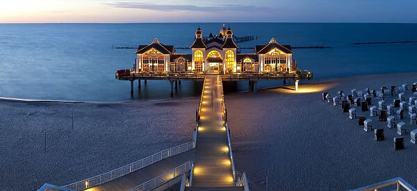Pier at Sellin, Rugen Island, Baltic coast, Mecklenburg-Western Pomerania, Germany