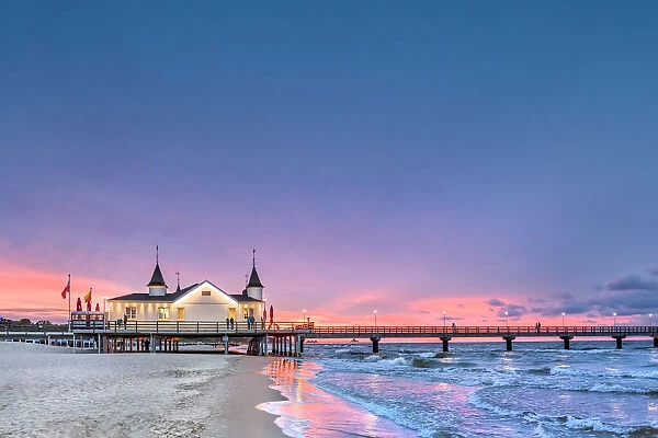 Pier at sunset, Ahlbeck, Usedom island, Mecklenburg-Western Pomerania, Germany