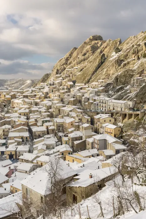Framed Print : Pietrapertosa after a snowfall, Potenza Province, Basilicata, Italy Framed Print : Pietrapertosa after a snowfall, Potenza Province, Basilicata, Italy
