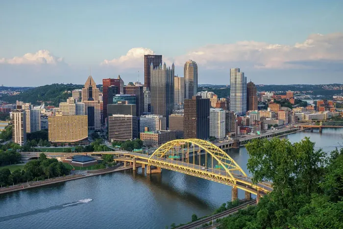 Framed Print : Pittsburgh skyline, Pennsylvania, USA Framed Print : Pittsburgh skyline, Pennsylvania, USA