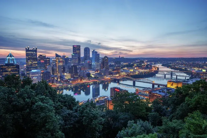 Framed Print : Pittsburgh skyline, Pennsylvania, USA Framed Print : Pittsburgh skyline, Pennsylvania, USA