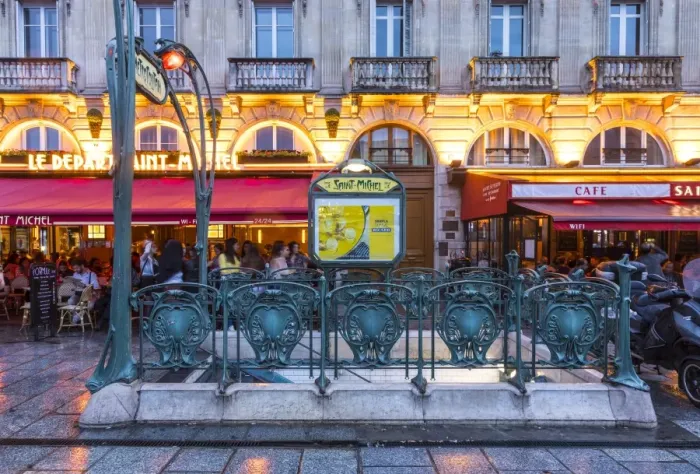 Framed Print : Place St. Michel, Rive Gauche, Paris, France Framed Print : Place St. Michel, Rive Gauche, Paris, France