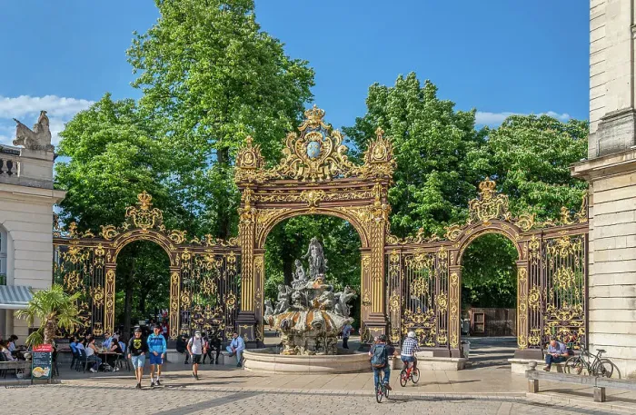 Framed Print : Place Stanislas, UNESCO World Heritage Site, Amphitrite Fountain and golden gate by Jean Lamour, Nancy, Meurthe-et-Moselle, Lorraine, Alsace-Champagne-Ardenne-Lorraine, Grand Est, France Framed Print : Place Stanislas, UNESCO World Heritage Site, Amphitrite Fountain and golden gate by Jean Lamour, Nancy, Meurthe-et-Moselle, Lorraine, Alsace-Champagne-Ardenne-Lorraine, Grand Est, France