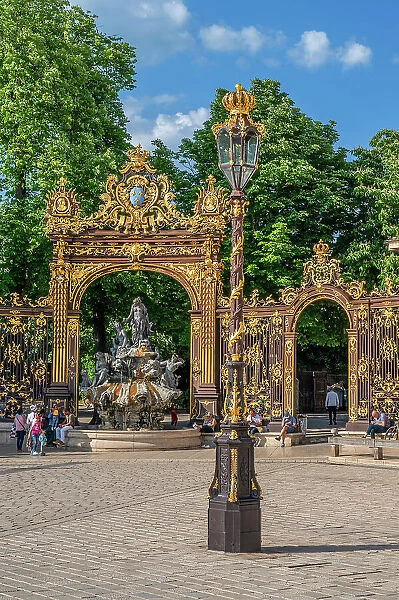 Place Stanislas, UNESCO World Heritage Site, Amphitrite Fountain and golden gate by Jean Lamour, Nancy, Meurthe-et-Moselle, Lorraine, Alsace-Champagne-Ardenne-Lorraine, Grand Est, France
