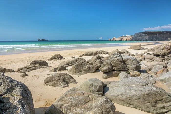 Framed Print : Plage de Pen Hat beach, Camaret-sur-Mer, Finistere, Brittany, France Framed Print : Plage de Pen Hat beach, Camaret-sur-Mer, Finistere, Brittany, France