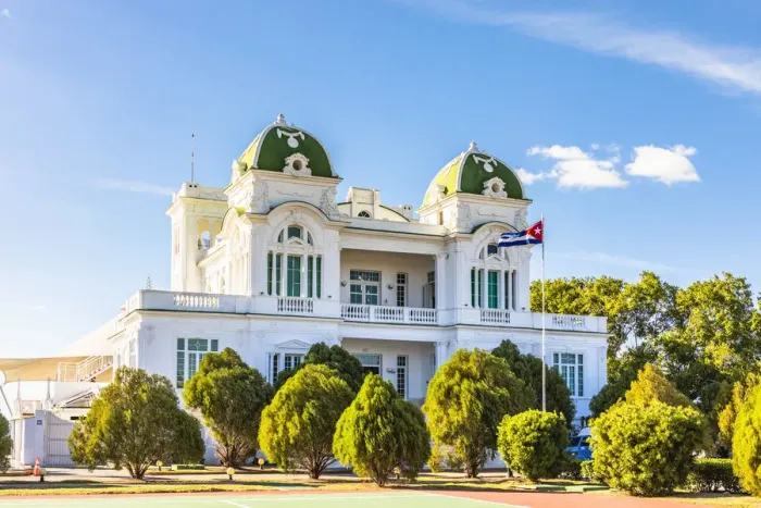 Framed Print : Playa del Yacht Club, Cienfuegos, Cienfuegos Province, Cuba