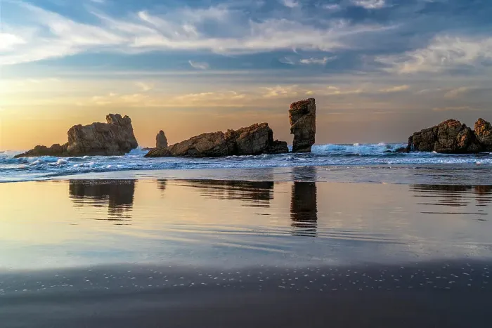 Framed Print : Playa de Requesinos, Castrillon, Asturias, Spain