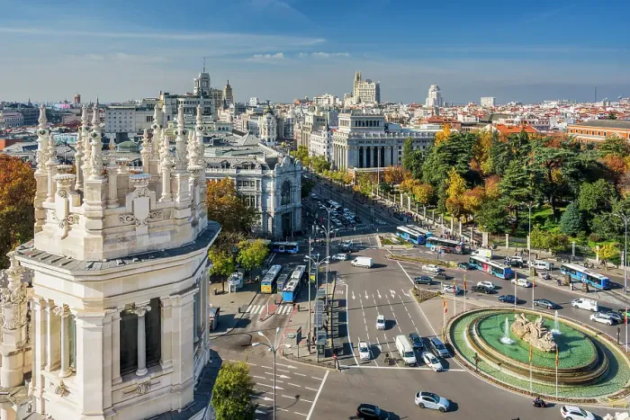 Framed Print : Plaza de Cibeles and city skyline, Madrid, Spain Framed Print : Plaza de Cibeles and city skyline, Madrid, Spain