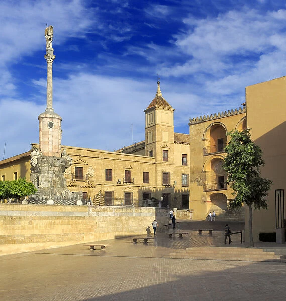 Plaza del Triunfo, Cordoba, Andalusia, Spain