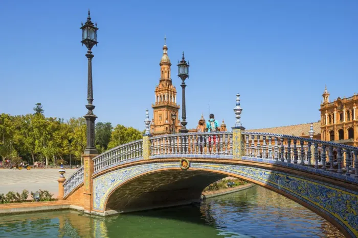 Framed Print : Plaza de Espana, Sevilla, Andalusia, Spain Framed Print : Plaza de Espana, Sevilla, Andalusia, Spain