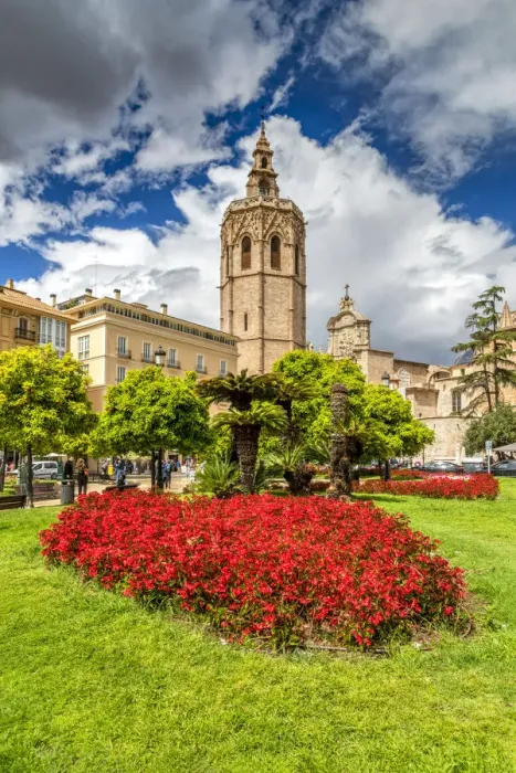 Framed Print : Plaza de la Reina and Micalet bell tower, Valencia, Comunidad Valenciana, Spain Framed Print : Plaza de la Reina and Micalet bell tower, Valencia, Comunidad Valenciana, Spain