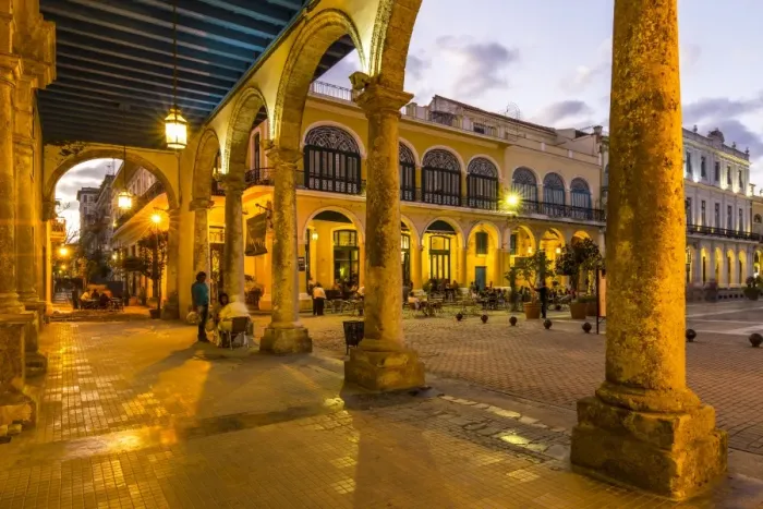 Framed Print : Plaza Vieja, Habana Vieja, Havana, Cuba
