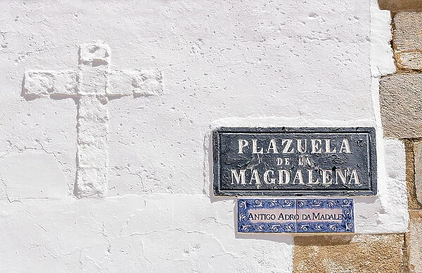 Plazuela de la Magdalena street name signs in Spanish and Portuguese, Olivenza, Badajoz, Extremadura, Spain