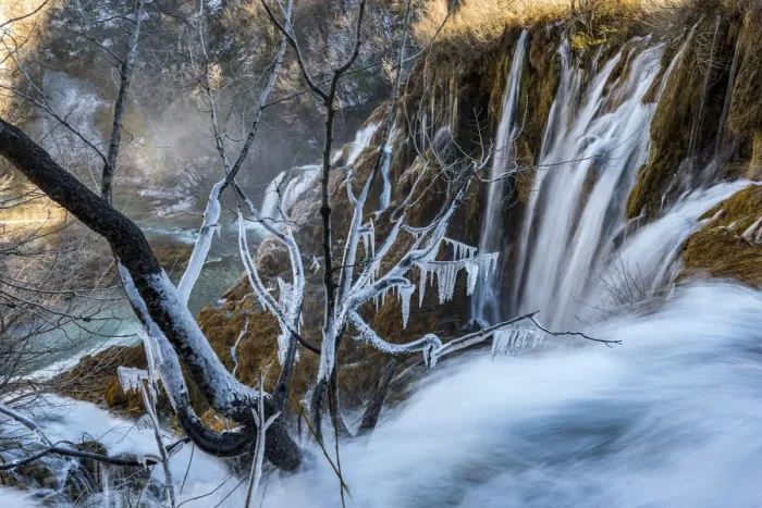 Framed Print : Plitvice Lakes National Park, Lika-Senj, Croatia Framed Print : Plitvice Lakes National Park, Lika-Senj, Croatia