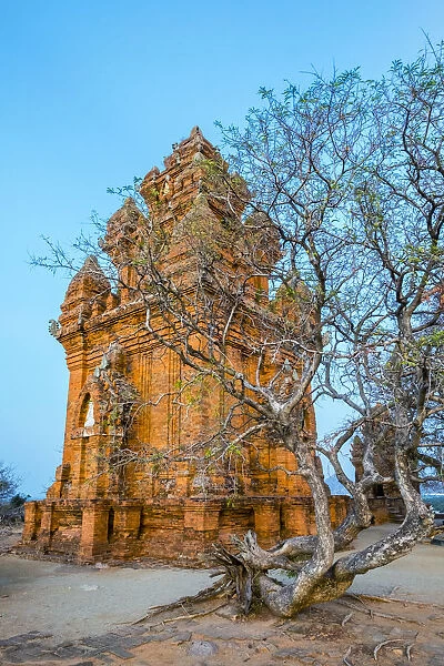 Po Klong Garai temple, 13th century Cham towers, Phan Rang-Thap Cham, Ninh Thuận Province, Vietnam