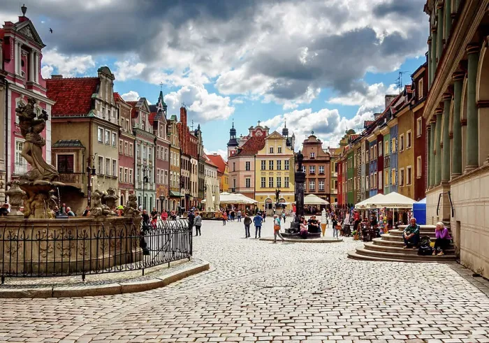 Framed Print : Poland, Greater Poland, Poznan, Old Town, Market Square Framed Print : Poland, Greater Poland, Poznan, Old Town, Market Square
