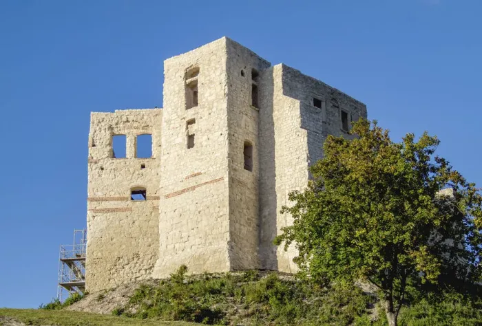 Framed Print : Poland, Lublin Voivodeship, Kazimierz Dolny, Castle Ruins Framed Print : Poland, Lublin Voivodeship, Kazimierz Dolny, Castle Ruins