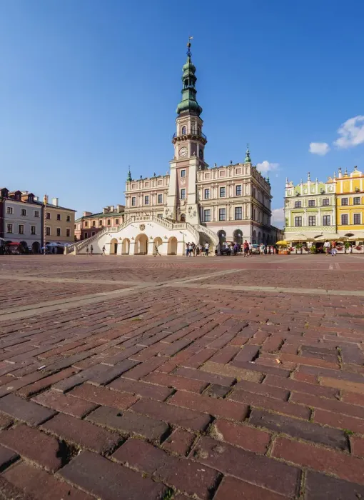 Framed Print : Poland, Lublin Voivodeship, Zamosc, Old Town, Market Square and City Hall Framed Print : Poland, Lublin Voivodeship, Zamosc, Old Town, Market Square and City Hall