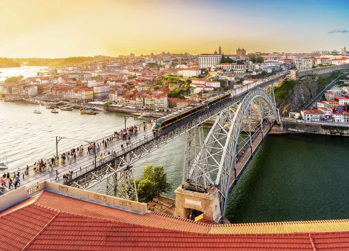 Framed Print : Ponte Dom Luis I (Luis I Bridge), Porto (Oporto), Portugal