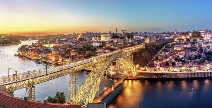 Framed Print : Ponte Dom Luis I (Luis I Bridge), Porto (Oporto), Portugal Framed Print : Ponte Dom Luis I (Luis I Bridge), Porto (Oporto), Portugal