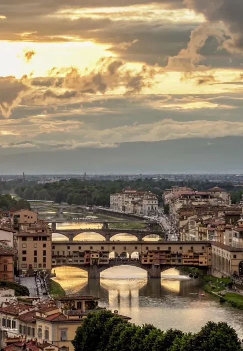 Framed Print : Ponte Vecchio and Arno River at sunset, Florence, Tuscany, Italy