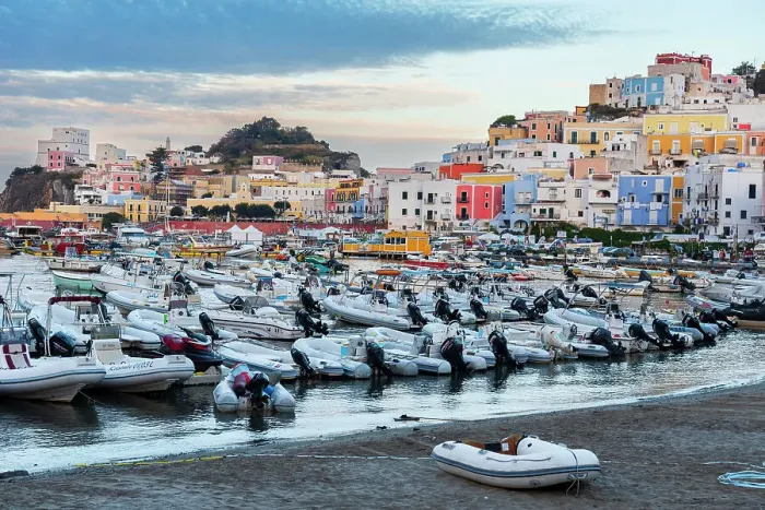 Framed Print : Ponza island, Pontine islands, Tyrrhenian Sea, Latina province, Latium, Italy