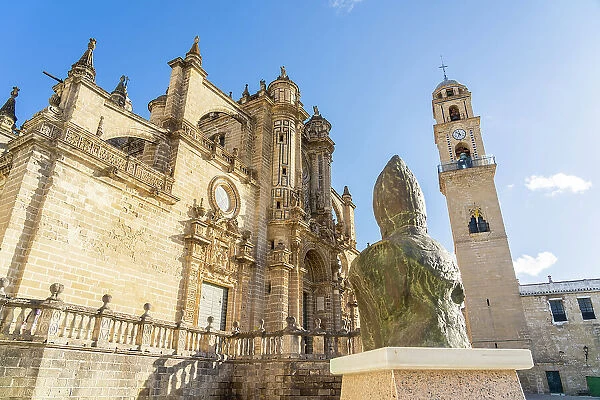 Pope John Paul ii statue outside Jerez Cathedral, Jerez de la Frontera, Andalusia, Spain