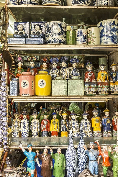 Porcelain figurines, Dongtai Road Antiques Market, Shanghai, China