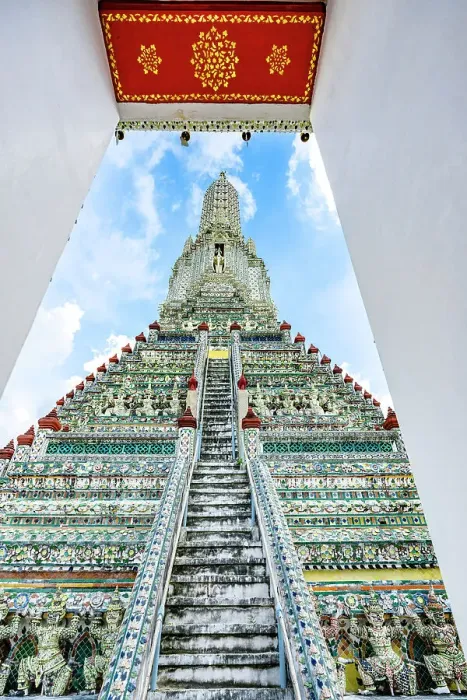 Framed Print : Porcelain statues decorations and steep staircase at Wat Arun Ratchawararam Buddhist temple, Bangkok, Thailand Framed Print : Porcelain statues decorations and steep staircase at Wat Arun Ratchawararam Buddhist temple, Bangkok, Thailand