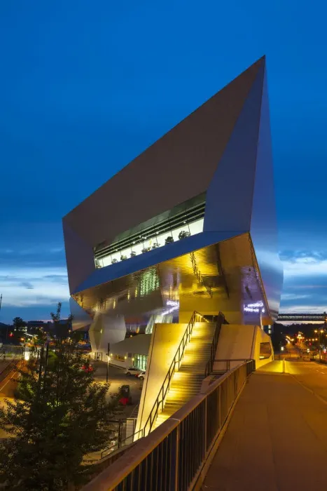Framed Print : Porsche Museum illuminated at dusk, Stuttgart, Baden-Wurttemberg, Germany Framed Print : Porsche Museum illuminated at dusk, Stuttgart, Baden-Wurttemberg, Germany