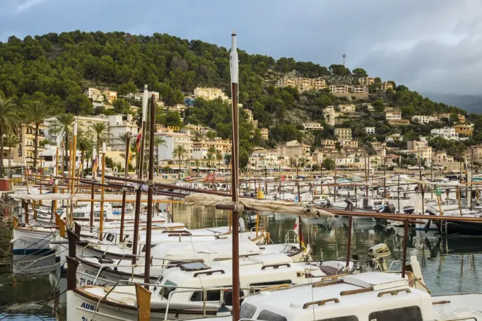 Framed Print : Port de Soller, Serra de Tramuntana, Mallorca (Majorca), Balearic Islands, Spain