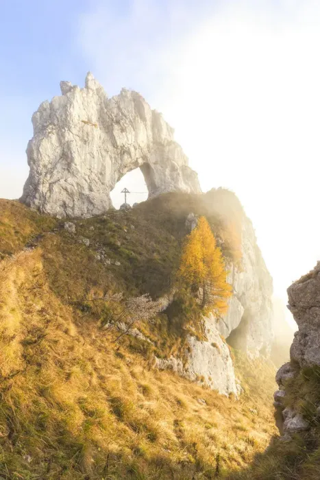 Framed Print : Porta di Prada hidden by fog during autumn. Bocchetta di Prada, Grigna Settentrionale Framed Print : Porta di Prada hidden by fog during autumn. Bocchetta di Prada, Grigna Settentrionale