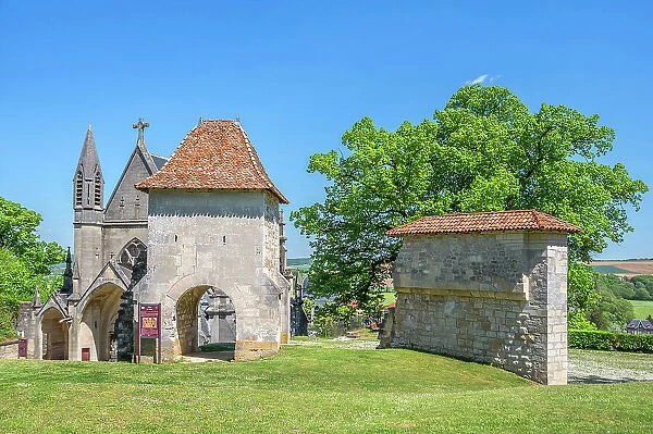 Porte de France and Chapelle Castrale, Vaucouleurs, Meuse, Lorraine, Alsace-Champagne-Ardenne-Lorraine, Grand Est, France