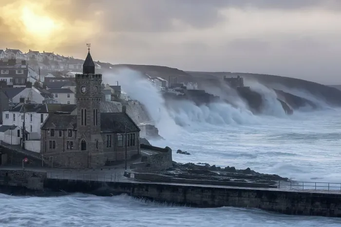 Framed Print : Porthleven during Storm Eunice on 18th February 2022, Cornwall, England, UK Framed Print : Porthleven during Storm Eunice on 18th February 2022, Cornwall, England, UK