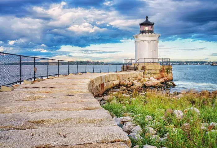 Framed Print : Portland Breakwater Light, affectionately known as Bug Light, Portland Maine, New England, USA Framed Print : Portland Breakwater Light, affectionately known as Bug Light, Portland Maine, New England, USA