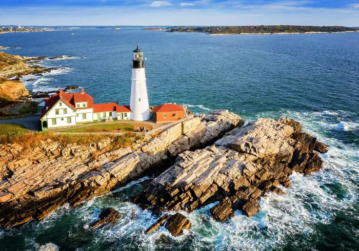 Framed Print : Portland Head Lighthouse, Portland, Maine, New England, USA Framed Print : Portland Head Lighthouse, Portland, Maine, New England, USA