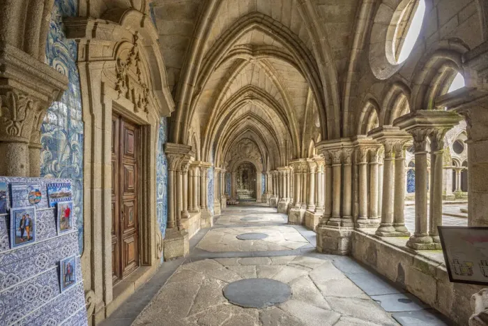 Framed Print : Porto Se Cathedral Interior, Porto, Douro, Portugal Framed Print : Porto Se Cathedral Interior, Porto, Douro, Portugal
