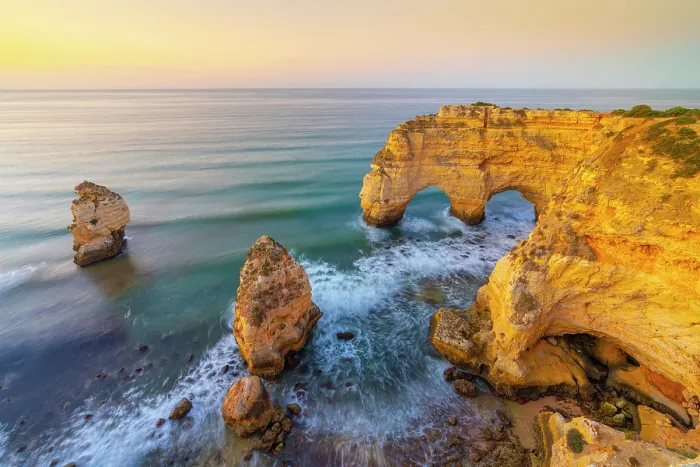 Framed Print : Portugal, Algarve, Caramujeira, Praia de Marinha, double sea arch and coastal rock formations Framed Print : Portugal, Algarve, Caramujeira, Praia de Marinha, double sea arch and coastal rock formations