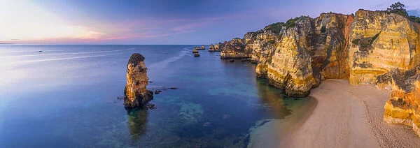 Portugal, Algarve, Lagos, Dona Ana Beach (Praia Dona Ana)