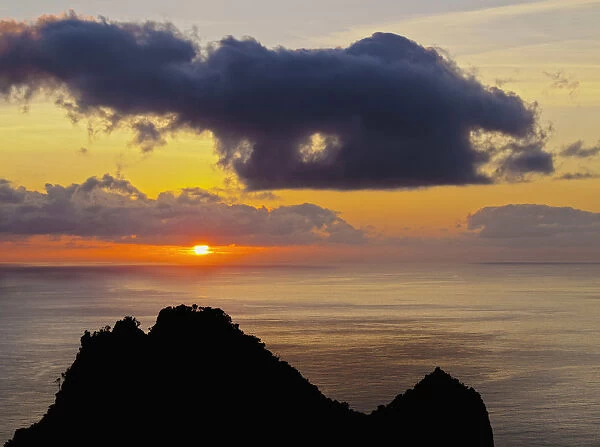 Portugal, Azores, Flores, Sunset viewed from the road near Lajedo