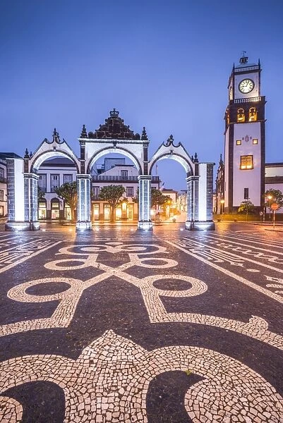 Portugal, Azores, Sao Miguel Island, Ponta Delgada, Portas da Cidade gate and the