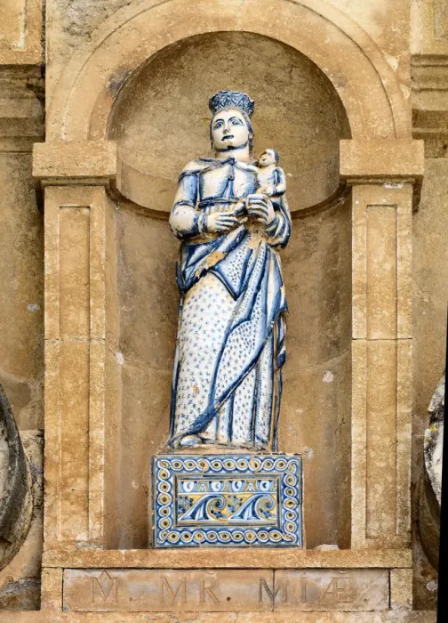 Framed Print : Portugal, Estramadura, Obidos, Statue at Almshouse church Framed Print : Portugal, Estramadura, Obidos, Statue at Almshouse church