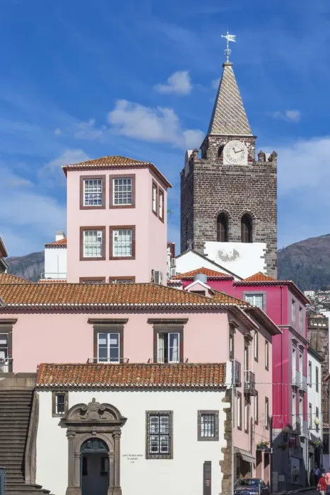Framed Print : Portugal, Madeira, Funchal, View towards Funchal Cathedral Framed Print : Portugal, Madeira, Funchal, View towards Funchal Cathedral