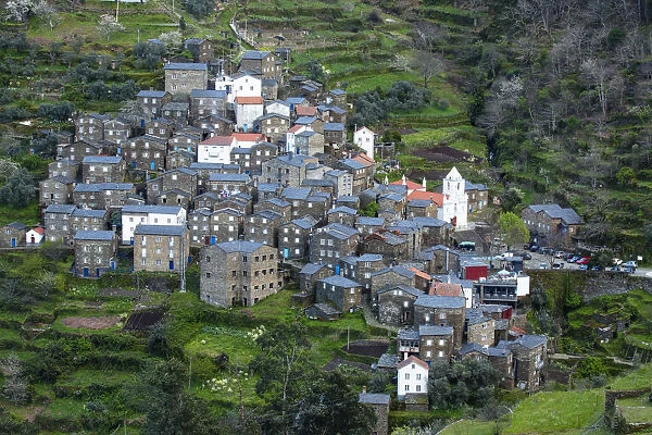 Portugal, Serra da Estrela, Piodao village