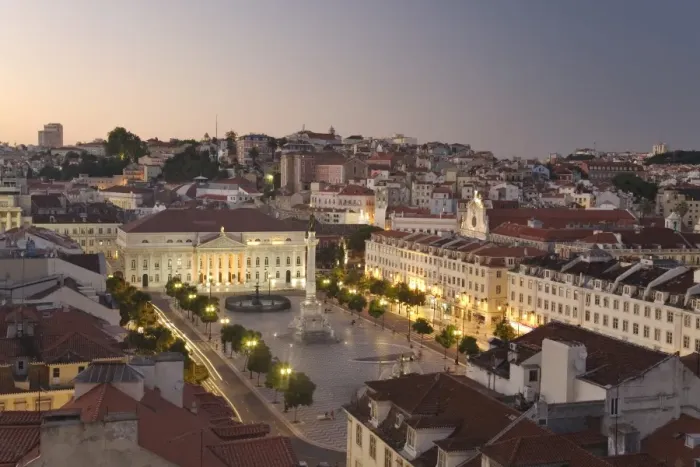 Framed Print : Praca do Pedro IV square (Rossio Square), Lisbon, Portugal