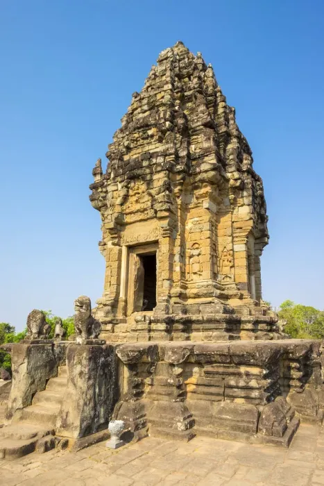 Framed Print : Prasat Bakong temple ruins, Roluos, UNESCO World Heritage Site, Siem Reap Province Framed Print : Prasat Bakong temple ruins, Roluos, UNESCO World Heritage Site, Siem Reap Province