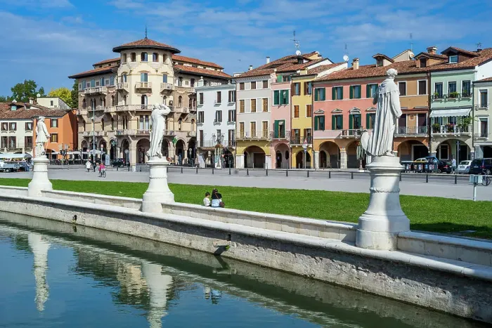 Framed Print : Prato della Valle square, Padua, Veneto, Italy Framed Print : Prato della Valle square, Padua, Veneto, Italy