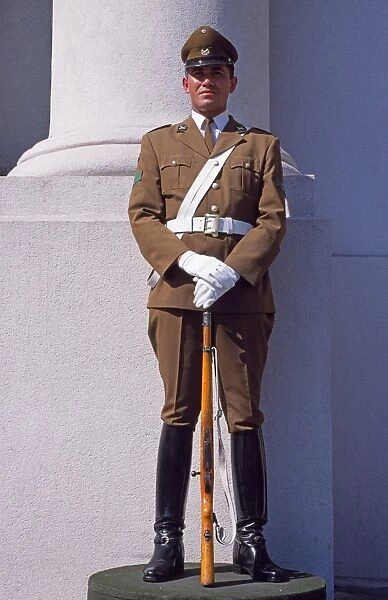Presidential Guard, Palacio de la Moneda