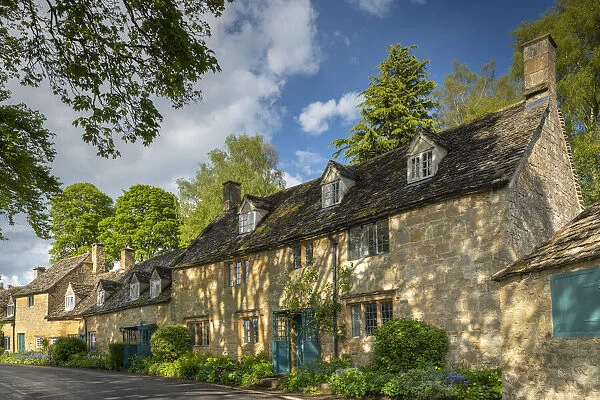 Pretty cottages in the Cotswold village of Snowshill, Worcestershire, England
